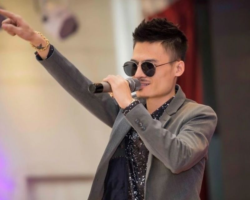 nhung-ca-si-cover-noi-tieng-tren-youtube-1