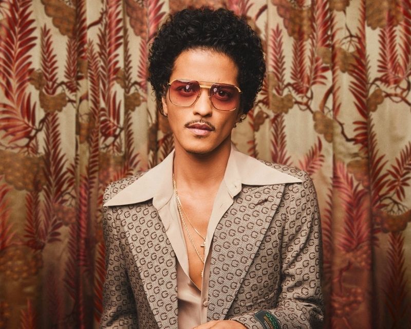 nhung-ca-si-noi-tieng-nhat-the-gioi-1