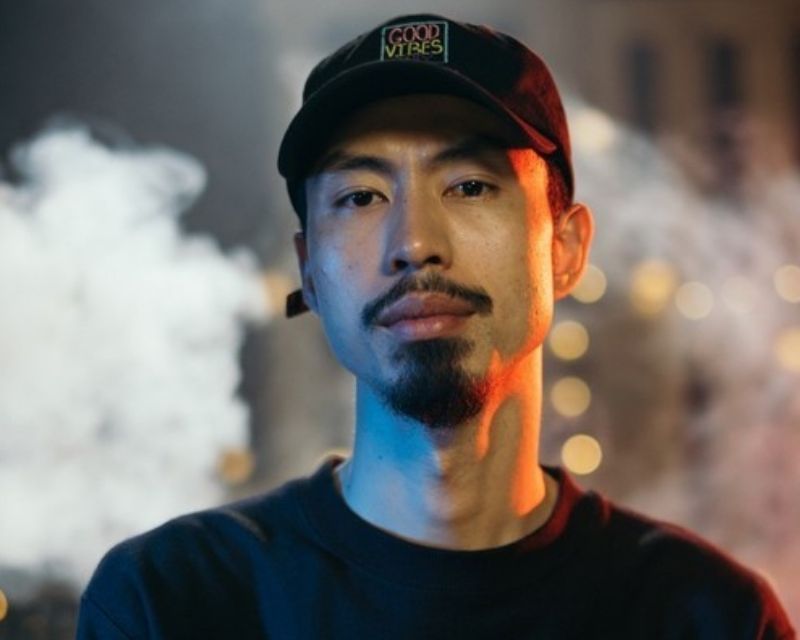 nhung-ca-si-noi-tieng-o-viet-nam-3