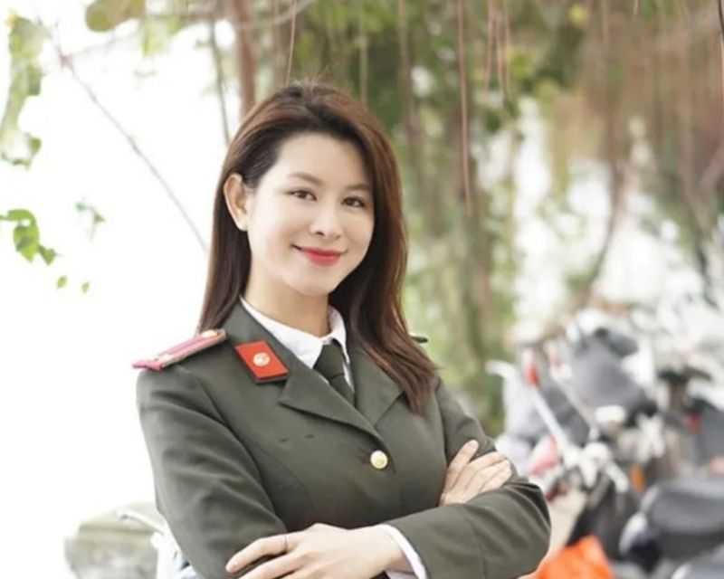 nhung-nghe-si-mang-quan-ham-3